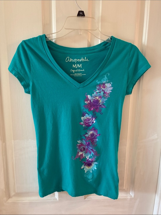 Aeropostale Tops - Aeropostale Teal colored V-Neck Tee with Purple & Blue Sparkly Floral Accent